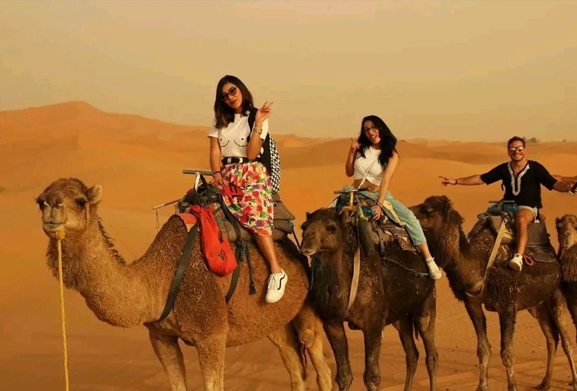 Fez al Sahara 4 Días entre Ciudades y Dunas